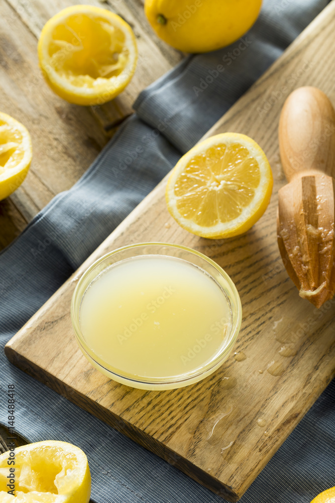 Raw Organic Yellow Lemon Juice Raw Organic Yellow Lemon Juice