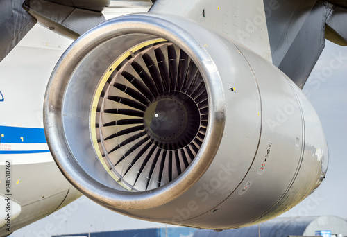 Engine turbine of passenger plane