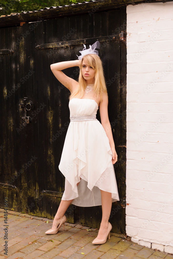 Naklejka premium Angel White