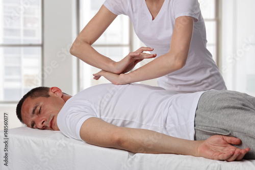 Fotografie Chiropractic, osteopathy, manual therapy, acupressure