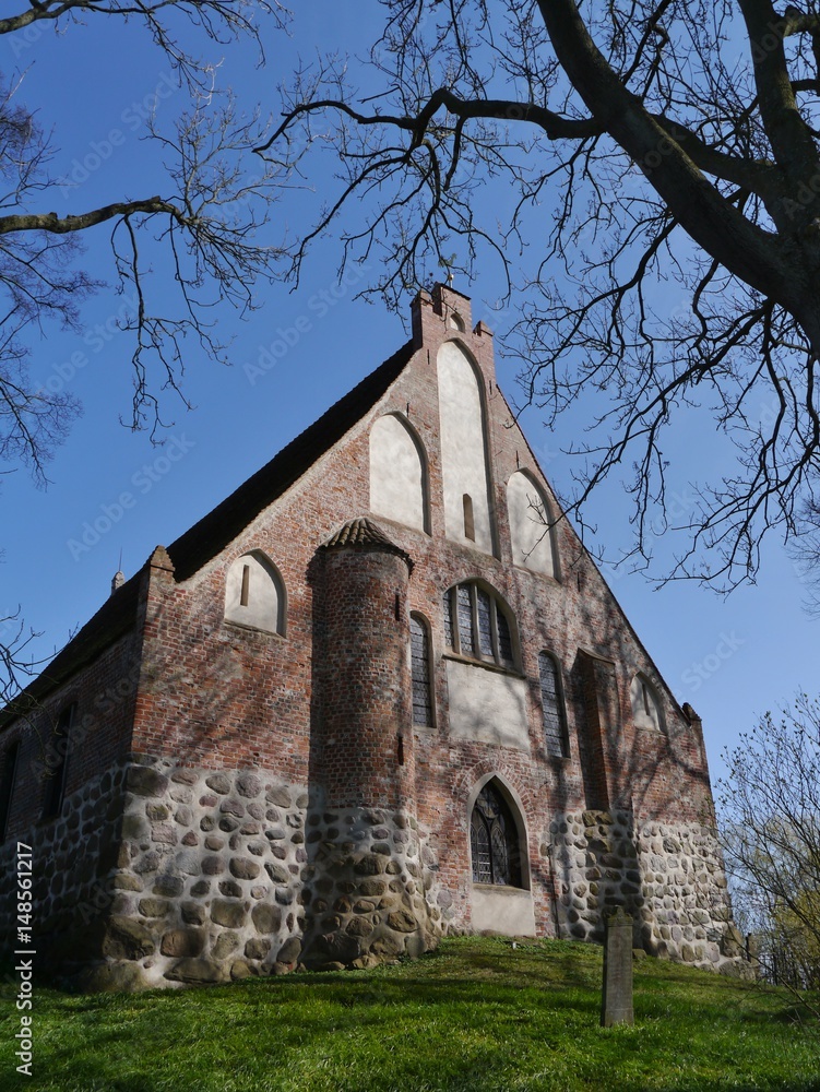 Älteste Kirche auf Rügen in Altenkirchen