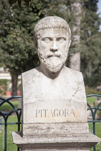 Cuadro en lienzo Pitagora, Bust, Statue, Pincio Villa Borghese, Rome, Lazio, Italy, Europe