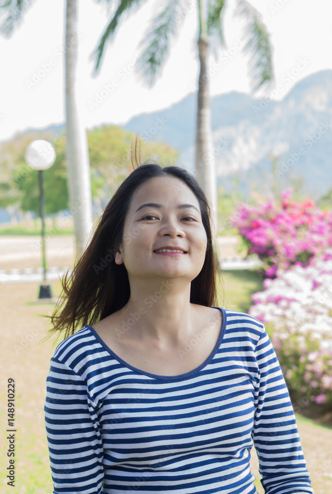 Asian women show good stance