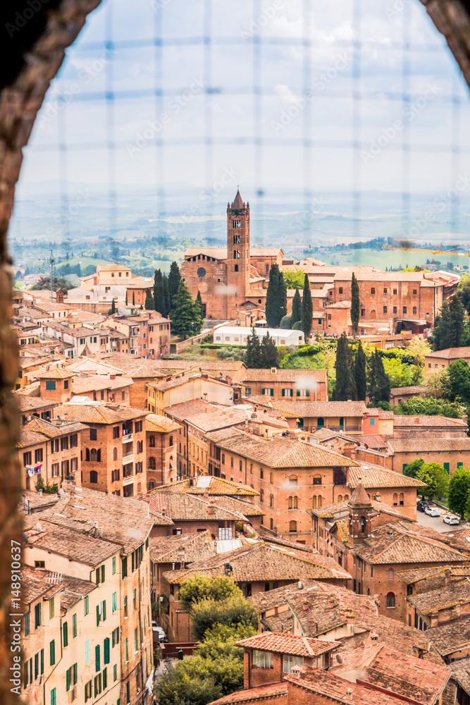 Vue de Sienne en Toscane du haut de la Torre del Mangia