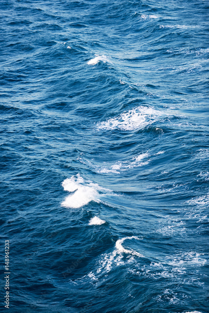 Naklejka premium Ocean Waves