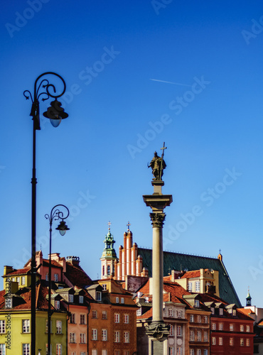 Poland, Masovian Voivodeship, Warsaw, Old Town, Castle Square, Sigismund's Column with Old Town in the background