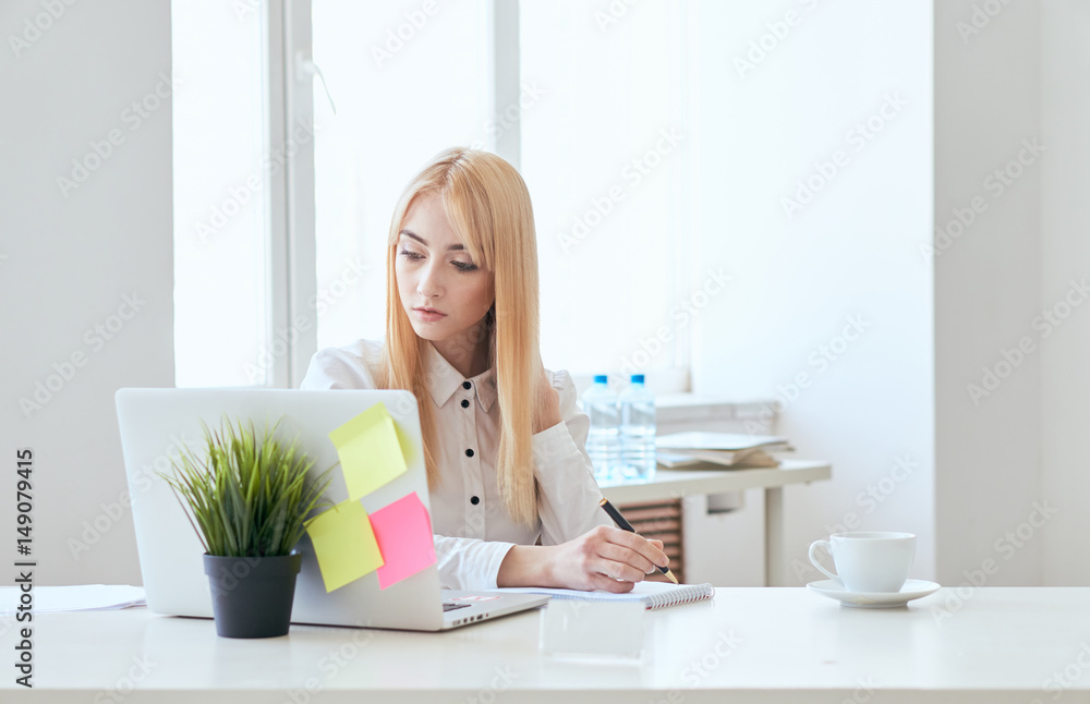 business, lady, shirt, laptop, bank with water business, lady, shirt, laptop, bank with water