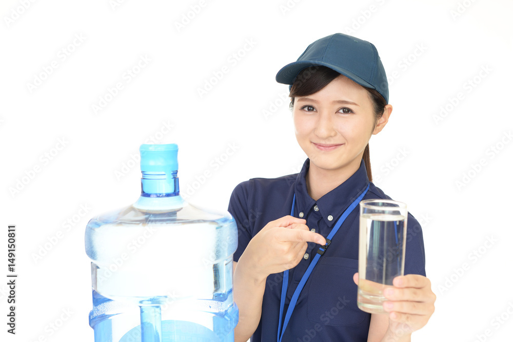 笑顔の女性労働者
