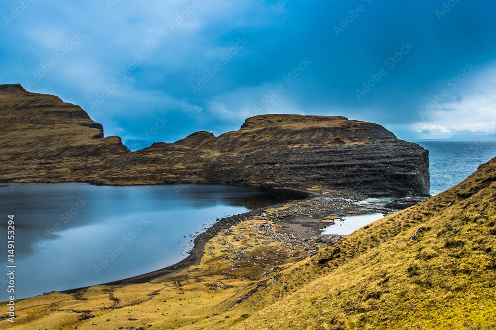 A Beautiful landscape with mountains and lake