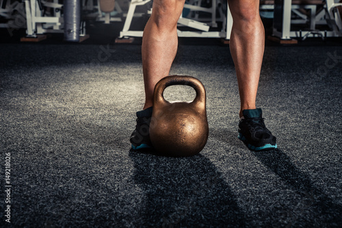 crossfit kettlebell training