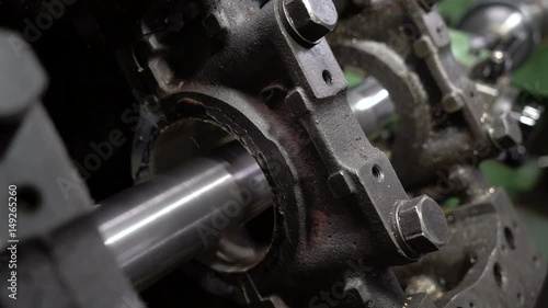 Cylinder block boring. Engine overhaul.