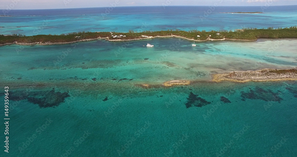 Obraz premium Aerial View of Bahamas Paradise Islands 