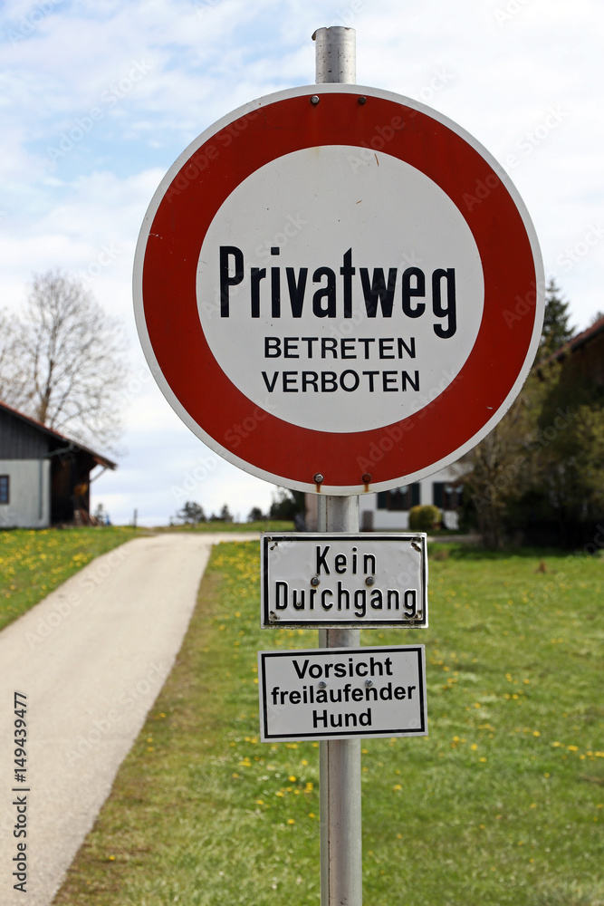Schild Privatweg Betreten verboten Stock Photo Adobe Stock
