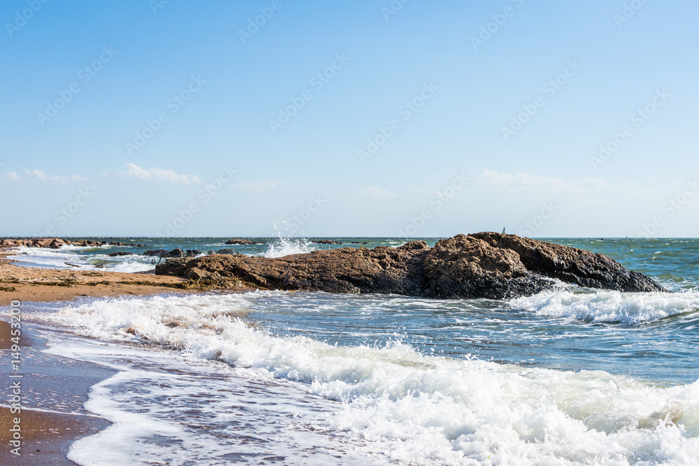 Atlantic Ocean in Lighthouse Point Park in New Haven Connecticut Atlantic Ocean in Lighthouse Point Park in New Haven Connecticut