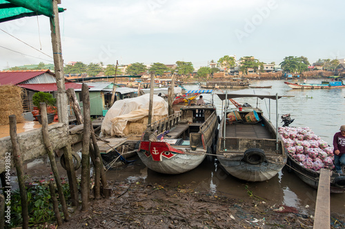 Can Tho city  Viet Nam - 03 May  2017  Unidentified people on floating market in Mekong river delta. Cai Rang and Cai Be markets are very popular among the local citizens and tourists