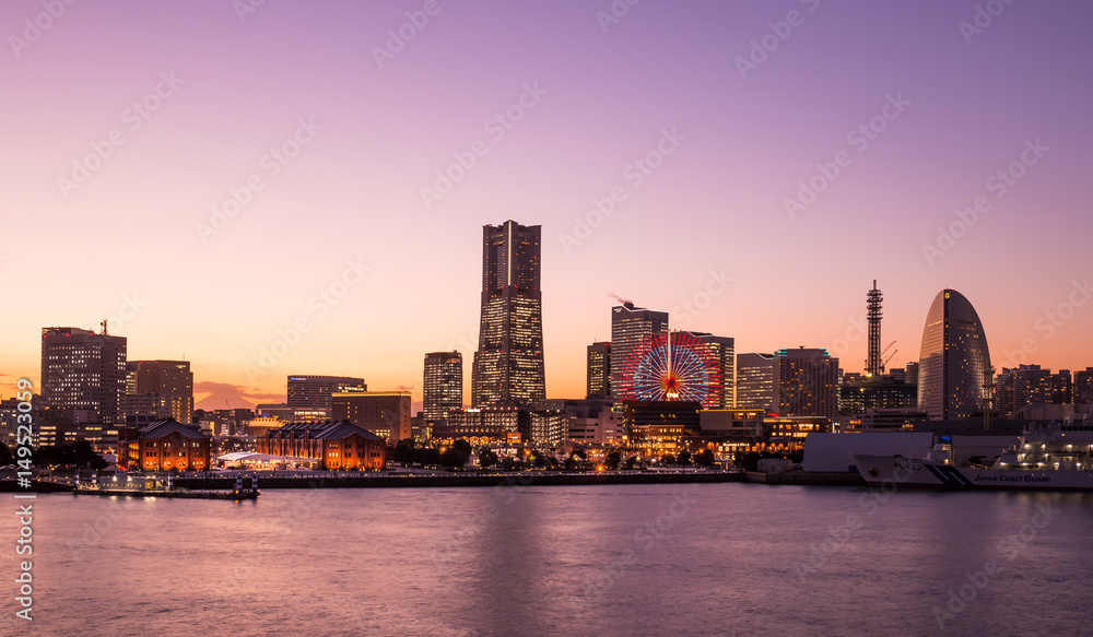 Fototapeta premium Minato Mirai zmierzch