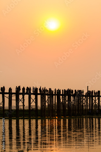 U Bein bridge sunset