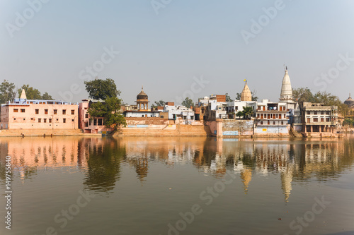 Kusum Sarovar Govardhan Mandir. This lake is one of the most visited places in Mathura. Next to it there are numerous temples and ashrams. Uttar Pradesh, India.
