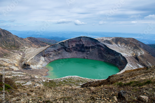 Fotografie Panorama of Okama Crater in Zao, Honshu, Japan
