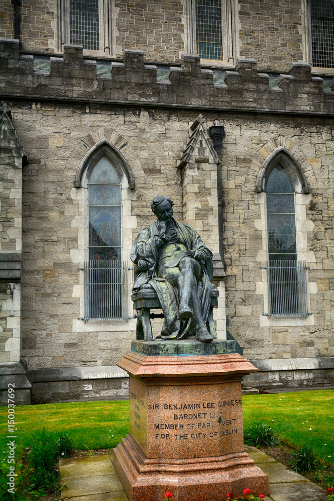 Sir Benjamin Lee Guiness, Dublin, Ireland