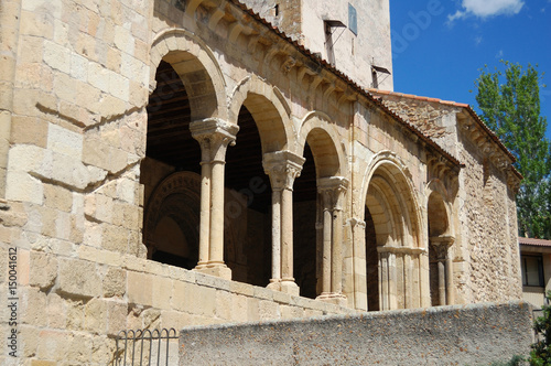 Porche de la Iglesia de San Clemente, Segovia