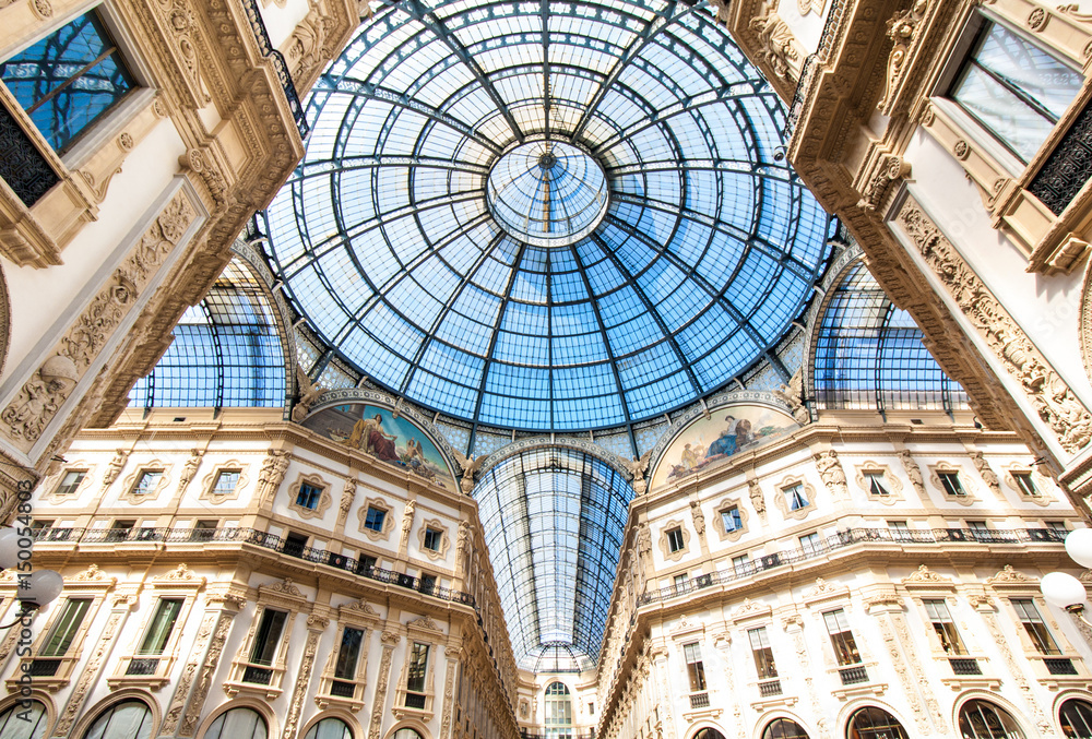 Naklejka premium Galeria Vittorio Emanuele II w Mediolanie