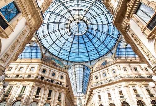 Fotografiet Galleria Vittorio Emanuele II in Milan
