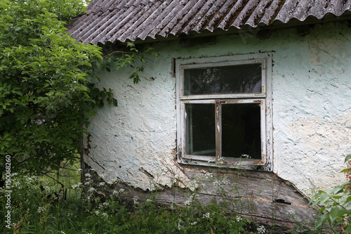 Аn old house