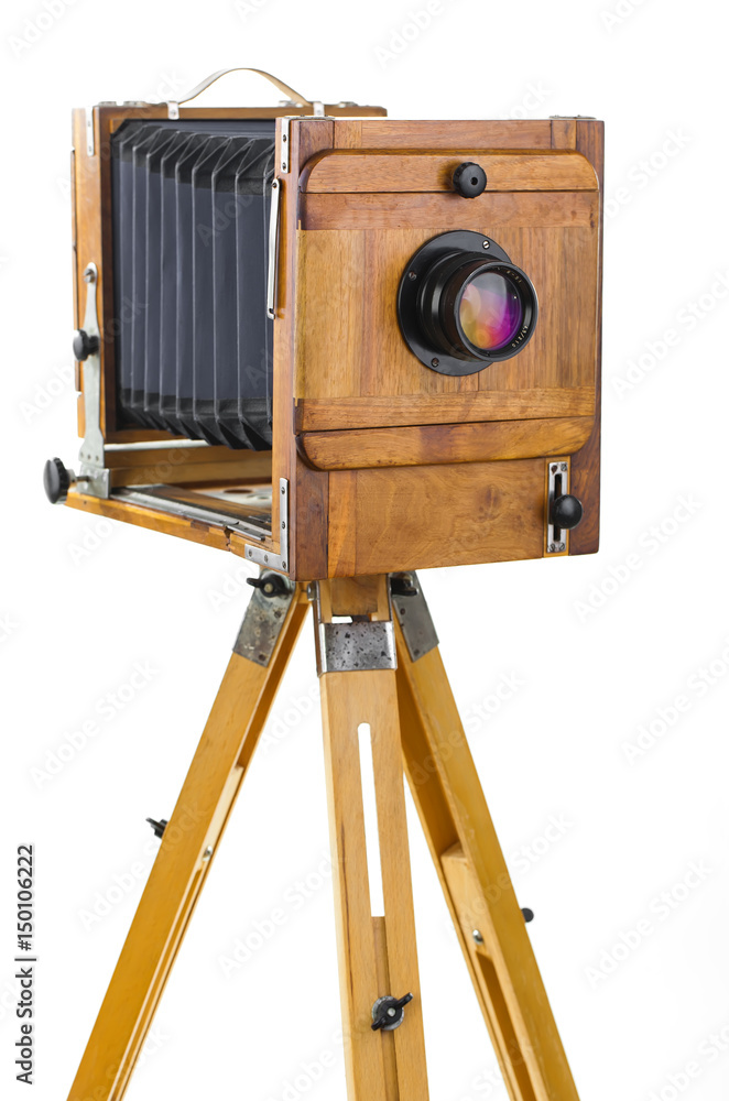 Old camera on a tripod on a white background foto de Stock | Adobe Stock