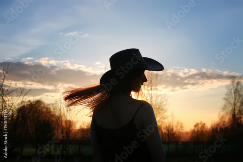 girl silhouette cowboy © alexkich