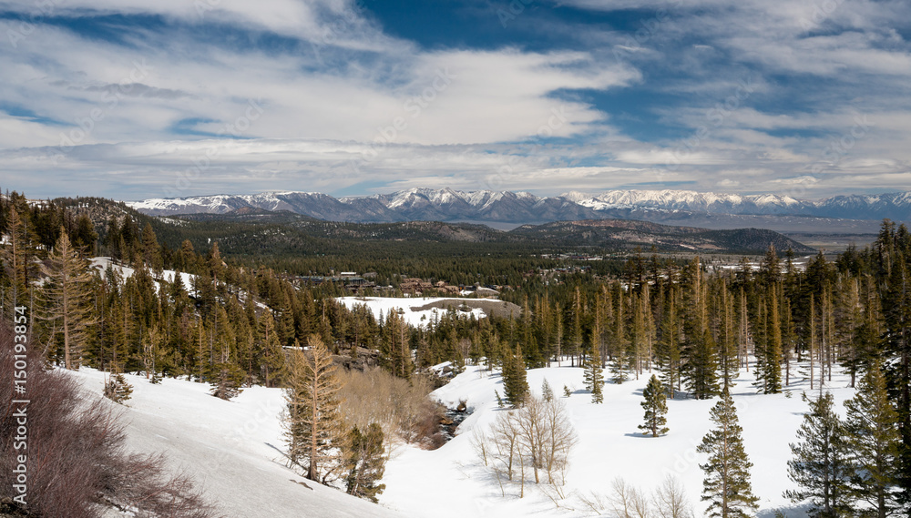 Panorama of Sierra Nevada mountains and Mammoth lakes Panorama of Sierra Nevada mountains and Mammoth lakes