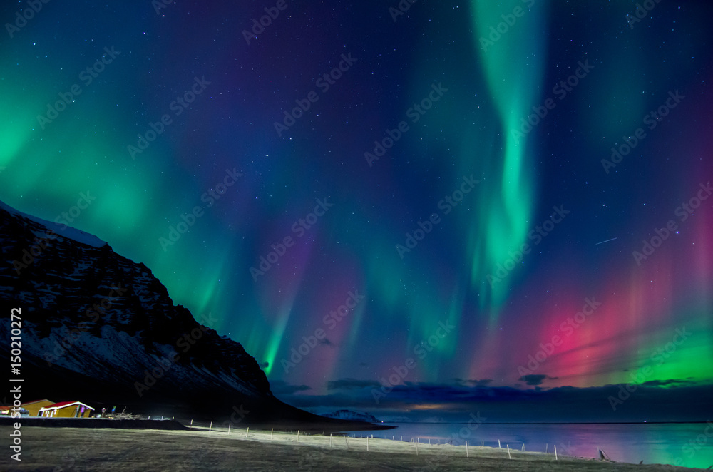 Colors of the northern lights