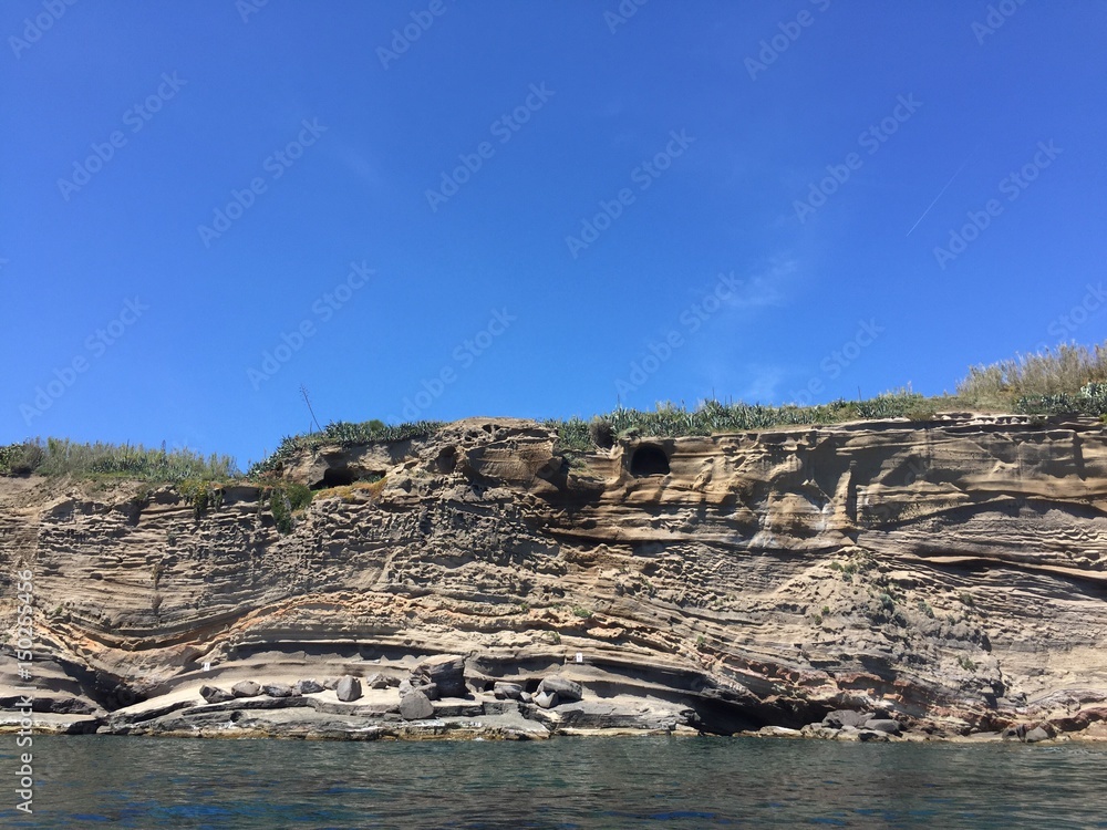 Scogli e mare di Ventotene, Italia Scogli e mare di Ventotene, Italia