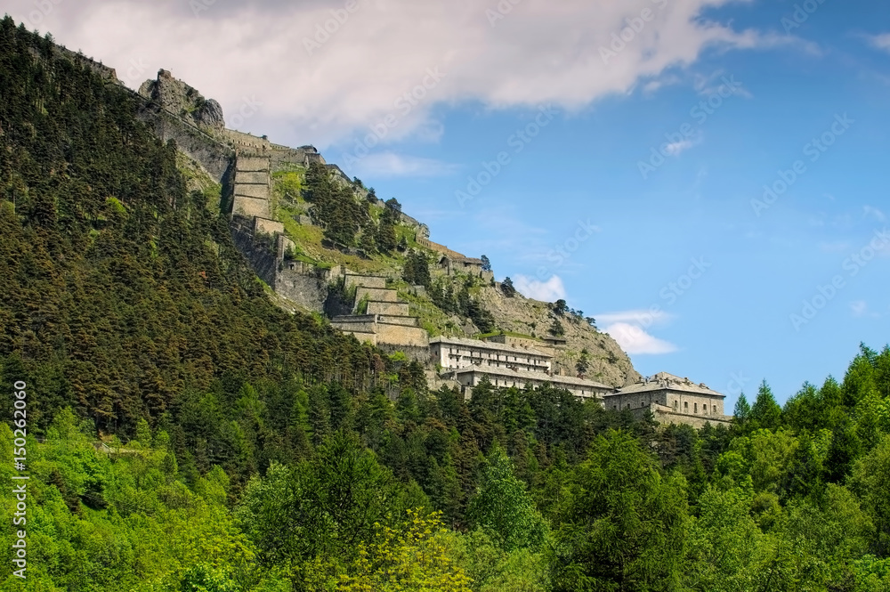 Fenestrelle Festung in den alpen, Italien - Fenestrelle fortress in Italy, Alps Fenestrelle Festung in den alpen, Italien - Fenestrelle fortress in Italy, Alps