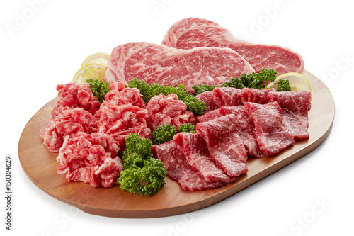 国産牛肉　(ステーキ、焼肉、切り落とし)