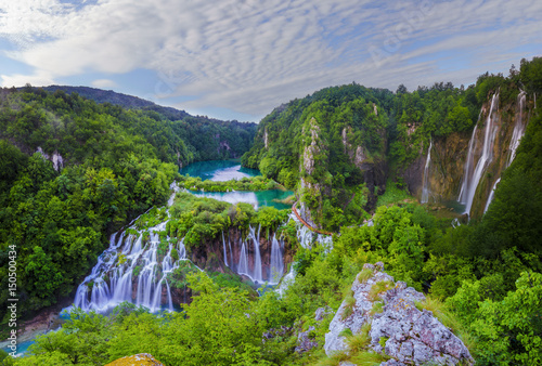 Fototapeta Naklejka Na Ścianę i Meble -  morning over waterfalls in Plitvice park, Croatia