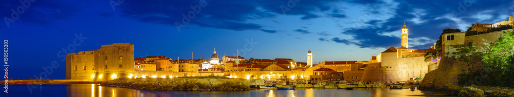 Evening panorama of Dubrovnik