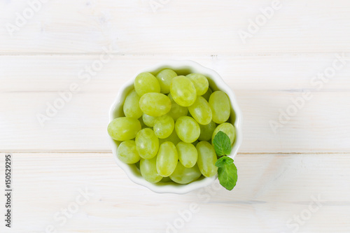 bowl of white grapes © Viktor