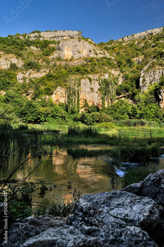 Lehr- und Spazierpfad Stinice - Roski slap - Ozidana pecina  u.a. Drehort der Winnetou Filme  Nationalpark Krka  Region Sibenik-Knin  Mitteldalmatien