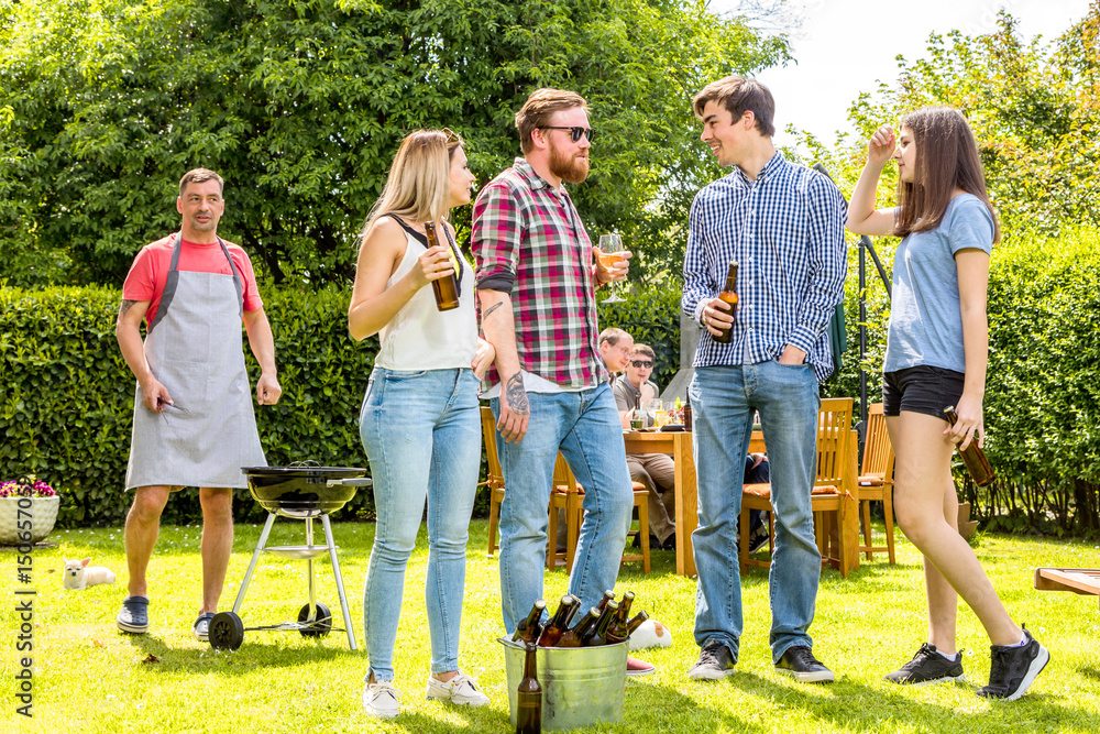 Grillparty im Garten StockFoto Adobe Stock