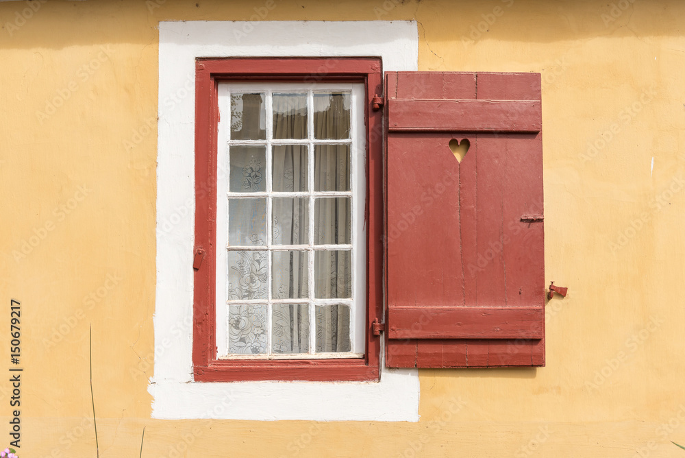 Window of a parsonage in Genadendal