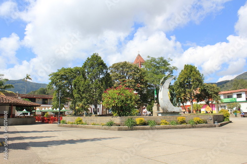 Parque principal. Gómez Plata, Antioquia, Colombia.