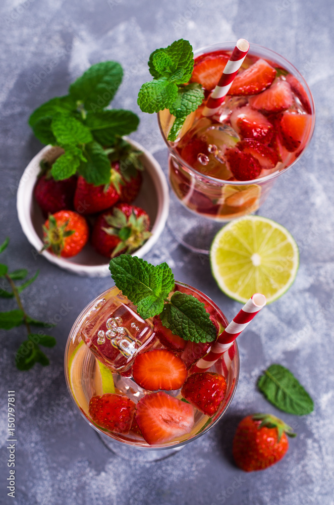 Cold strawberry drink Cold strawberry drink
