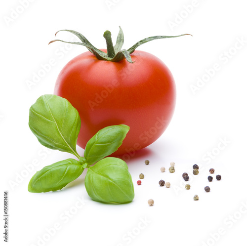 tomate mit Basilikum