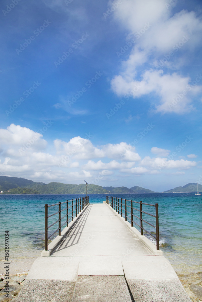 A pier on the Suri-hama beach,Kakeroma island A pier on the Suri-hama beach,Kakeroma island