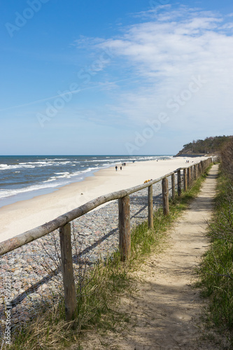 Fototapeta Naklejka Na Ścianę i Meble -  Plaża nad morzem Bałtyckim