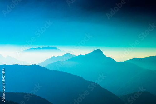 Fototapeta Naklejka Na Ścianę i Meble -  High mountains