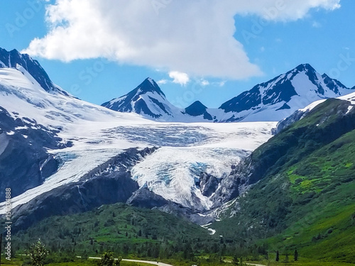 Valokuva Worthington Glacier, north of Valdez, Alaska,  is magnificent and a very worthwhile hike