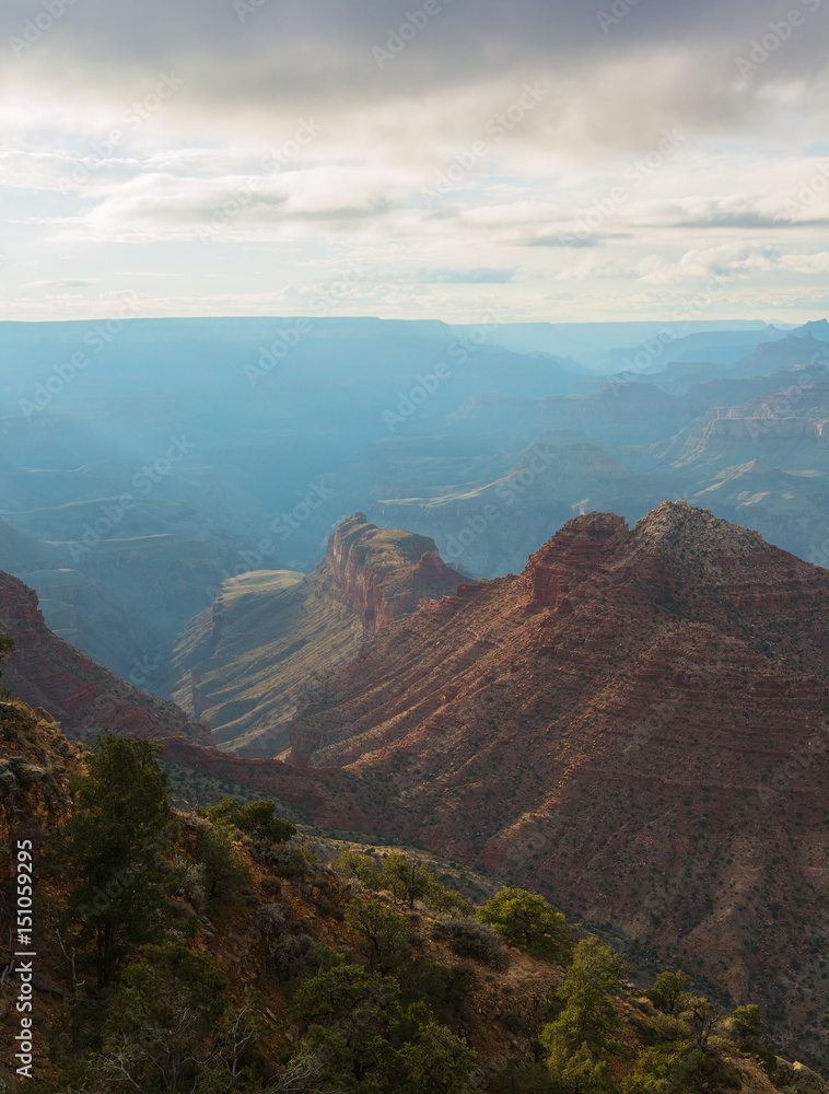 Fototapeta premium Incredible Landscape of Grand Canyon with the Colorado River visible during dusk