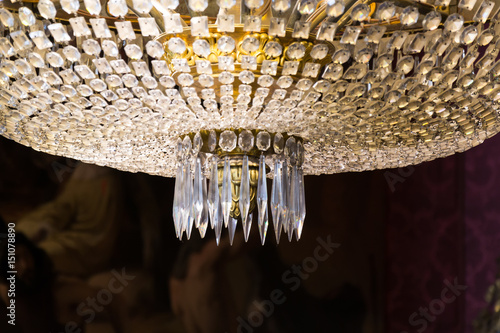 Lustre en verre lumineux photo